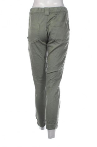 Дамски панталон Premium Denim, Размер M, Цвят Зелен, Цена 12,99 лв.