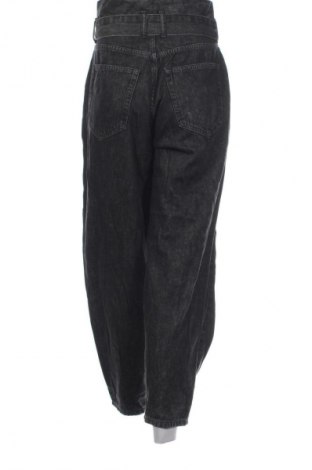 Dámské kalhoty  Pull&Bear, Velikost M, Barva Šedá, Cena  469,00 Kč