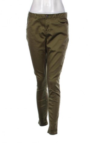 Damenhose Terranova, Größe L, Farbe Grün, Preis € 15,00
