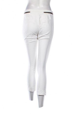 Damenhose Zara, Größe S, Farbe Weiß, Preis 14,00 €