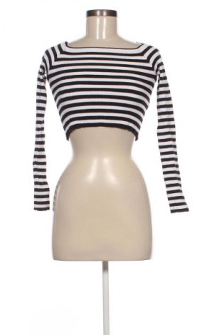 Damski sweter Bershka, Rozmiar S, Kolor Kolorowy, Cena 95,99 zł