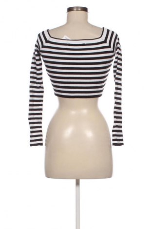 Damski sweter Bershka, Rozmiar S, Kolor Kolorowy, Cena 95,99 zł