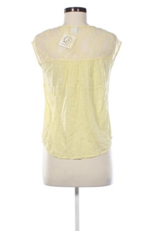 Damski top Vero Moda, Rozmiar S, Kolor Żółty, Cena 44,99 zł