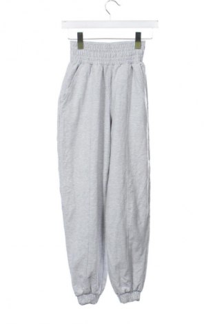 Dámske tepláky Bershka, Veľkosť XS, Farba Sivá, Cena  7,95 €