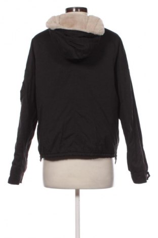 Dámská bunda  Bershka, Velikost M, Barva Černá, Cena  939,00 Kč