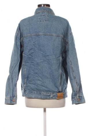 Дамско яке Bershka, Размер M, Цвят Син, Цена 39,99 лв.