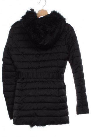 Dámska bunda  Guess, Veľkosť XS, Farba Čierna, Cena  59,32 €