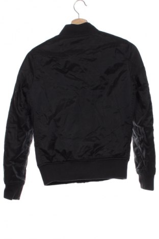 Дамско яке Urban Classics, Размер XS, Цвят Черен, Цена 41,00 лв.