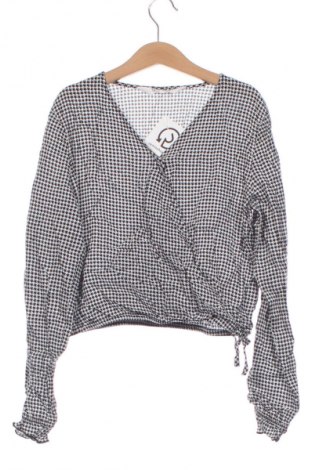 Детска блуза H&M, Размер 10-11y/ 146-152 см, Цвят Многоцветен, Цена 11,99 лв.