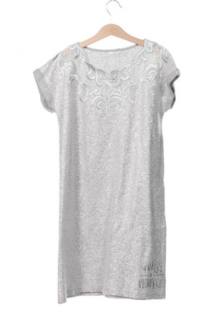 Kinderkleid Guess, Größe 10-11y/ 146-152 cm, Farbe Silber, Preis 20,97 €