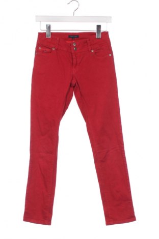 Gyerek farmernadrág Tommy Hilfiger, Méret 11-12y / 152-158 cm, Szín Piros, Ár 8 200 Ft