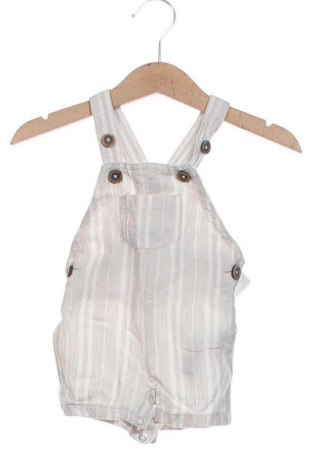 Gyerek overál F&F, Méret 1-2m / 50-56 cm, Szín Sokszínű, Ár 4 959 Ft