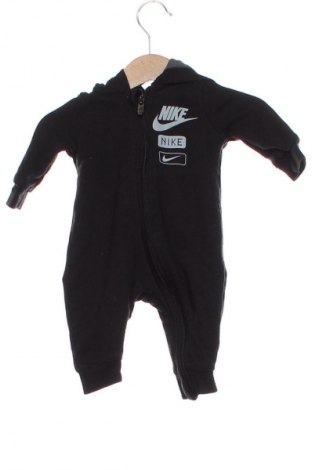 Детски гащеризон Nike, Размер 2-3m/ 56-62 см, Цвят Черен, Цена 31,99 лв.