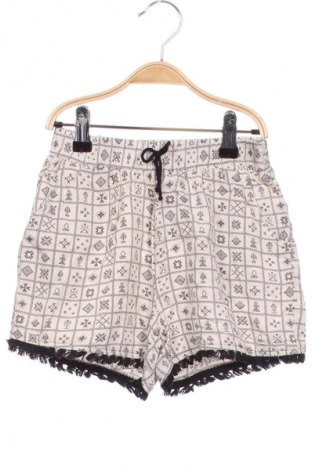 Pantaloni scurți pentru copii LC Waikiki, Mărime 5-6y/ 116-122 cm, Culoare Multicolor, Preț 35,71 Lei