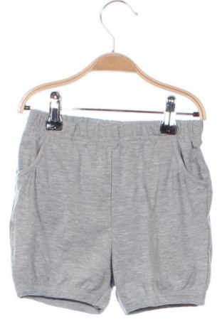 Pantaloni scurți pentru copii Unbranded, Mărime 5-6y/ 116-122 cm, Culoare Gri, Preț 35,71 Lei