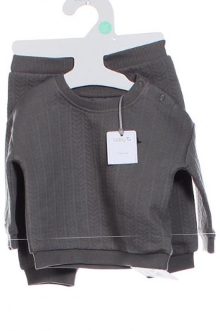 Kinder - Set Tu, Größe 3-6m/ 62-68 cm, Farbe Grau, Preis 9,99 €