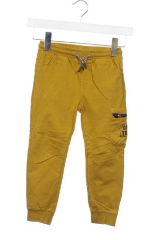 Kinder Sporthose Coccodrillo, Größe 4-5y/ 110-116 cm, Farbe Gelb, Preis 12,83 €