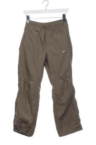 Παιδική κάτω φόρμα Nike, Μέγεθος 10-11y/ 146-152 εκ., Χρώμα Πράσινο, Τιμή 21,99 €