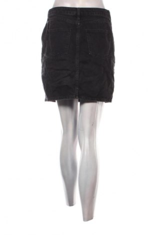 Fustă BDG, Mărime M, Culoare Negru, Preț 133,99 Lei