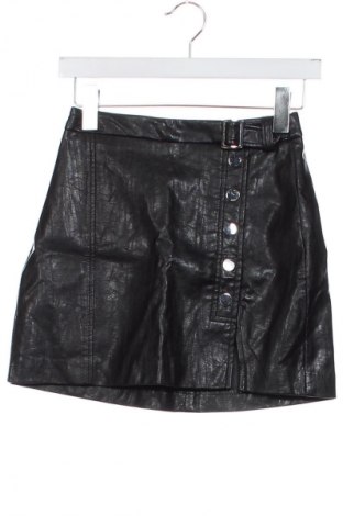 Fustă Bershka, Mărime XS, Culoare Negru, Preț 49,87 Lei