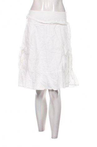 Rock Esprit, Größe M, Farbe Weiß, Preis 28,99 €