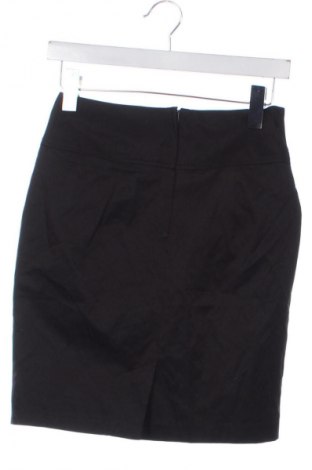Spódnica H&M, Rozmiar XS, Kolor Czarny, Cena 25,99 zł