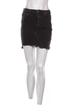 Rock Pull&Bear, Größe M, Farbe Schwarz, Preis 20,99 €