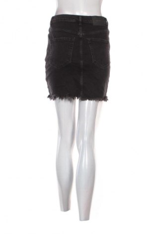 Rock Pull&Bear, Größe M, Farbe Schwarz, Preis 20,99 €