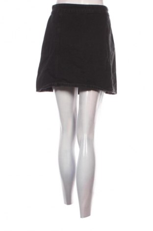 Fustă SHEIN, Mărime M, Culoare Negru, Preț 94,99 Lei