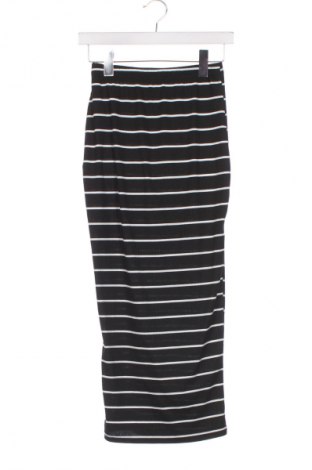 Rock SHEIN, Größe XS, Farbe Mehrfarbig, Preis 15,99 €