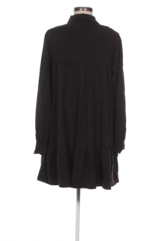 Šaty  Bershka, Veľkosť M, Farba Čierna, Cena  16,95 €