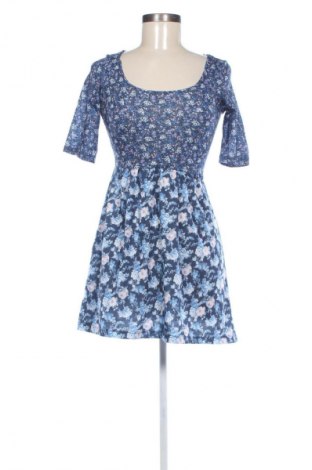 Šaty  Bershka, Velikost S, Barva Vícebarevné, Cena  371,00 Kč