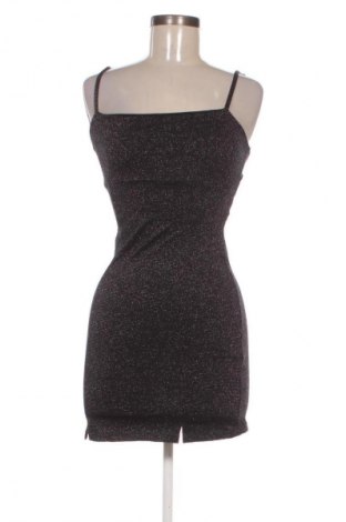 Φόρεμα Bershka, Μέγεθος M, Χρώμα Μαύρο, Τιμή 18,99 €