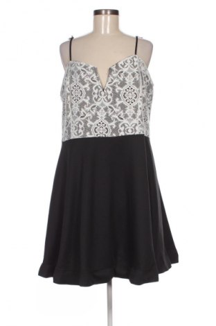 Sukienka Body Wear, Rozmiar XXL, Kolor Kolorowy, Cena 64,99 zł
