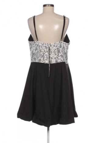 Sukienka Body Wear, Rozmiar XXL, Kolor Kolorowy, Cena 64,99 zł