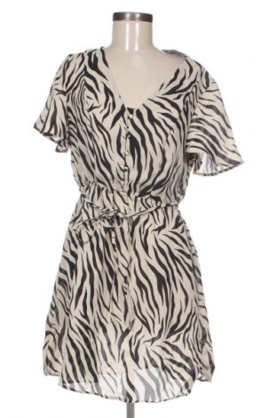 Kleid Calliope, Größe M, Farbe Mehrfarbig, Preis € 15,00