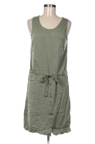 Kleid Cream, Größe M, Farbe Grün, Preis 56,99 €