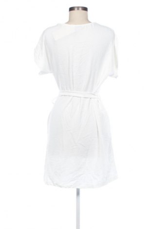 Kleid Cristina, Größe M, Farbe Weiß, Preis € 23,53