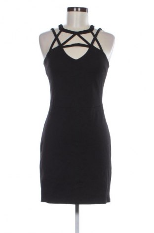 Kleid Cropp, Größe M, Farbe Schwarz, Preis 33,99 €