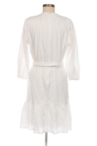 Ruha DKNY, Méret M, Szín Fehér, Ár 26 007 Ft