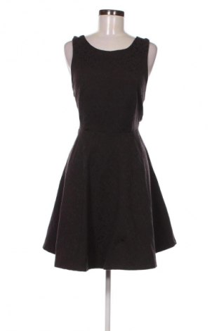 Kleid Derhy, Größe M, Farbe Schwarz, Preis 56,99 €