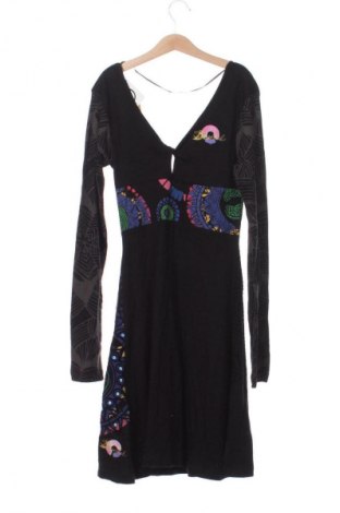 Rochie Desigual, Mărime XS, Culoare Multicolor, Preț 477,00 Lei