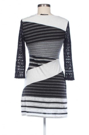 Rochie Desigual, Mărime M, Culoare Multicolor, Preț 209,18 Lei