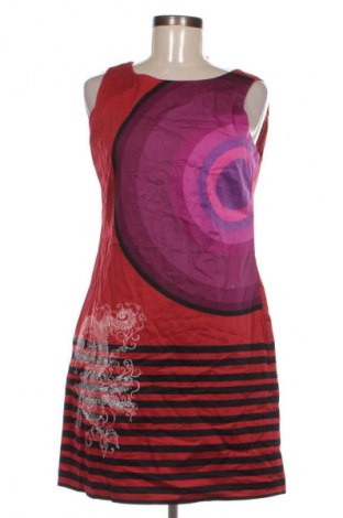 Рокля Desigual, Размер L, Цвят Многоцветен, Цена 82,99 лв.
