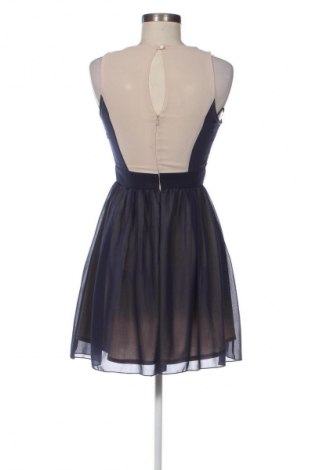 Rochie Elise Ryan, Mărime M, Culoare Multicolor, Preț 73,98 Lei