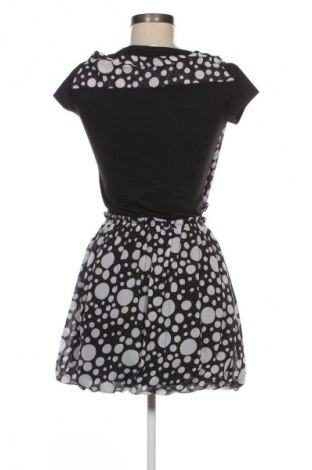 Kleid Foglie Rosse, Größe L, Farbe Mehrfarbig, Preis 20,99 €