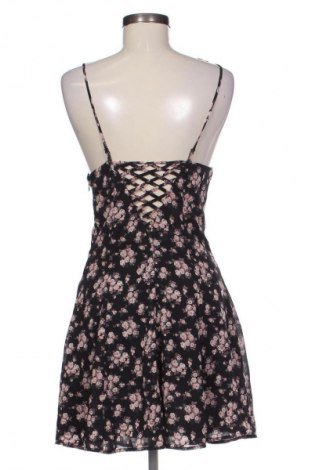 Рокля Forever 21, Размер M, Цвят Многоцветен, Цена 26,97 лв.