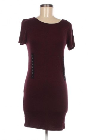 Φόρεμα Forever 21, Μέγεθος M, Χρώμα Κόκκινο, Τιμή 14,00 €