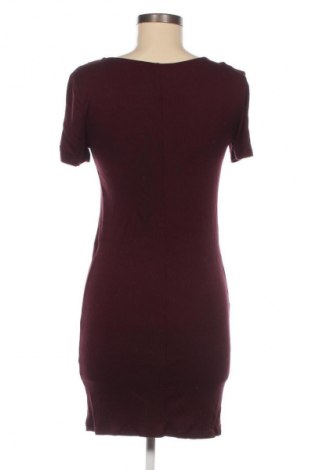 Φόρεμα Forever 21, Μέγεθος M, Χρώμα Κόκκινο, Τιμή 14,00 €