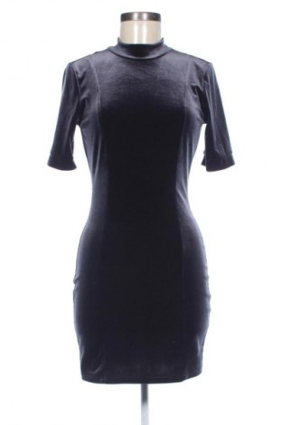 Šaty  Gina Tricot, Velikost M, Barva Šedá, Cena  342,00 Kč